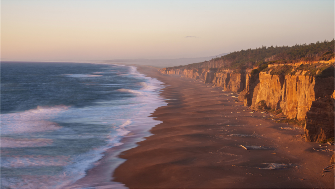 Main image Blacklock Cliffs