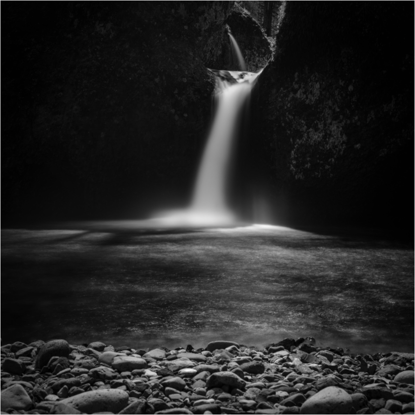 Main image Punch Bowl Falls