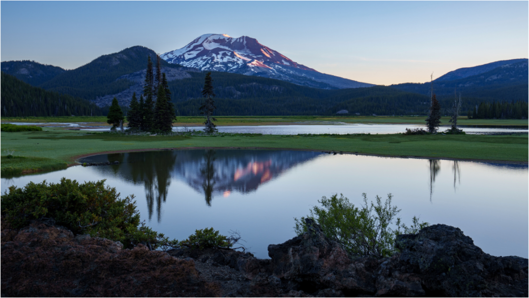 Main image Classic Sparks Lake